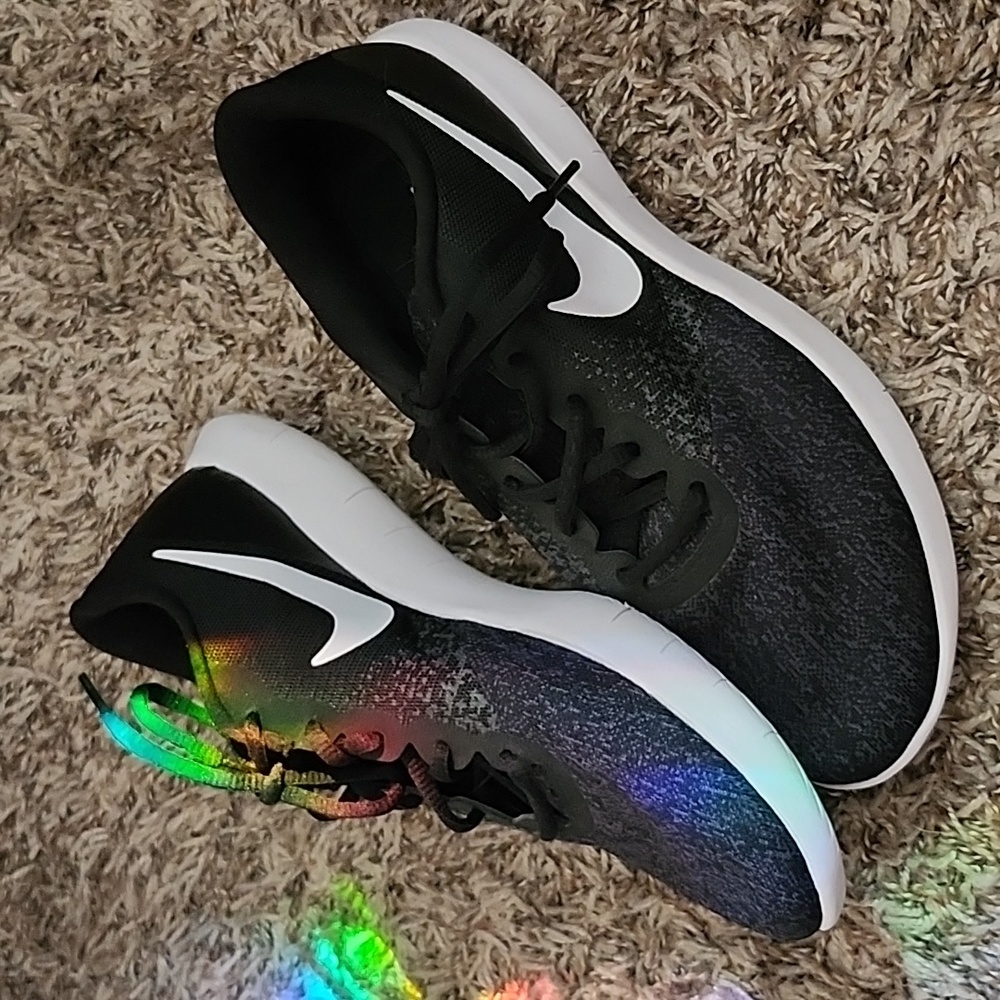 Nike Flex Contact Running Shoes